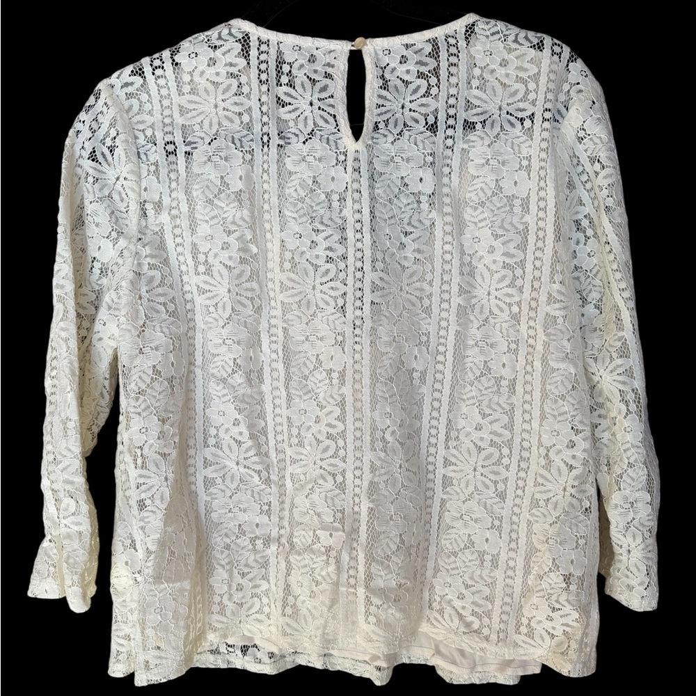 Wonderly Cream Lace V-Neck Blouse - Picture 2 of 6